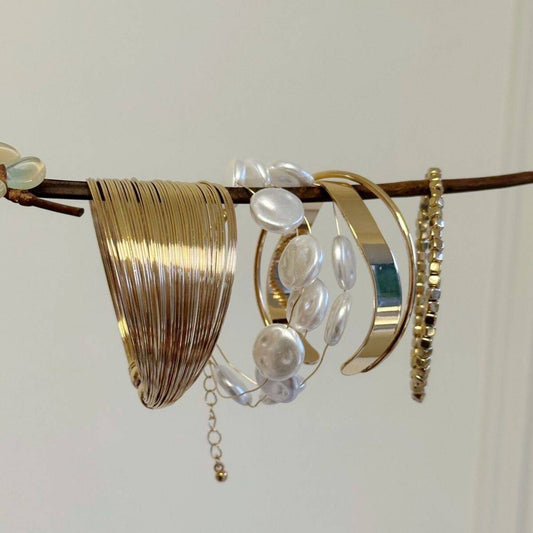 Vintage Elegant Bangle Set
