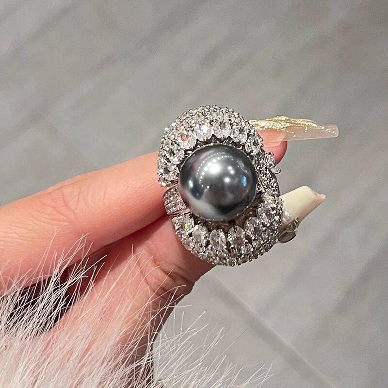 Minimalist Pearl Ring