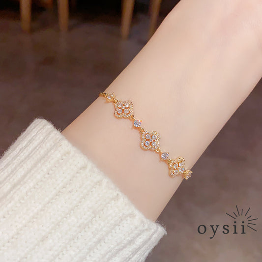 Blossom Tranquility — Three Zircon Flower Bracelet