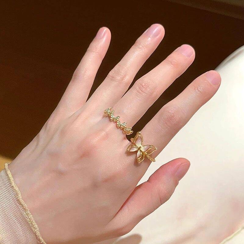 Minimalist Elegant Ring Set