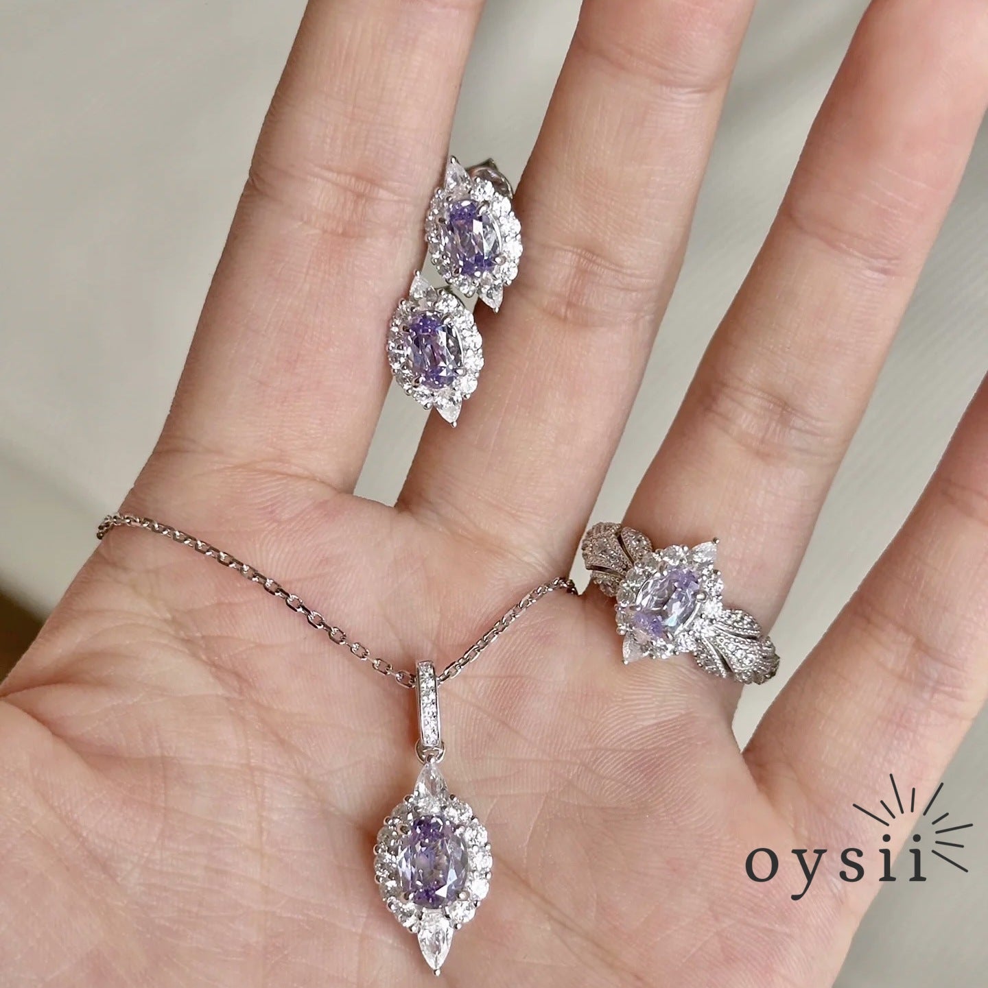 Lavender Glimmer – Adjustable Zircon Ring