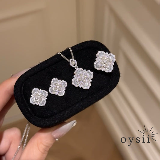 Moonlit Whisper – Cat’s Eye Pearl Clover Set