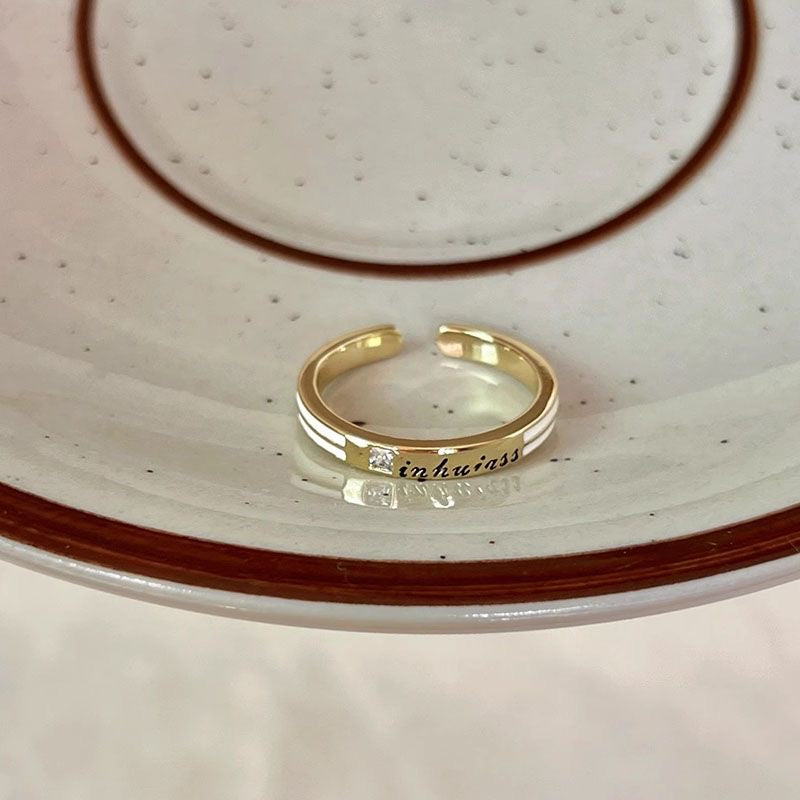 Vintage Mother of Pearl & Tiger Eye Ring Set