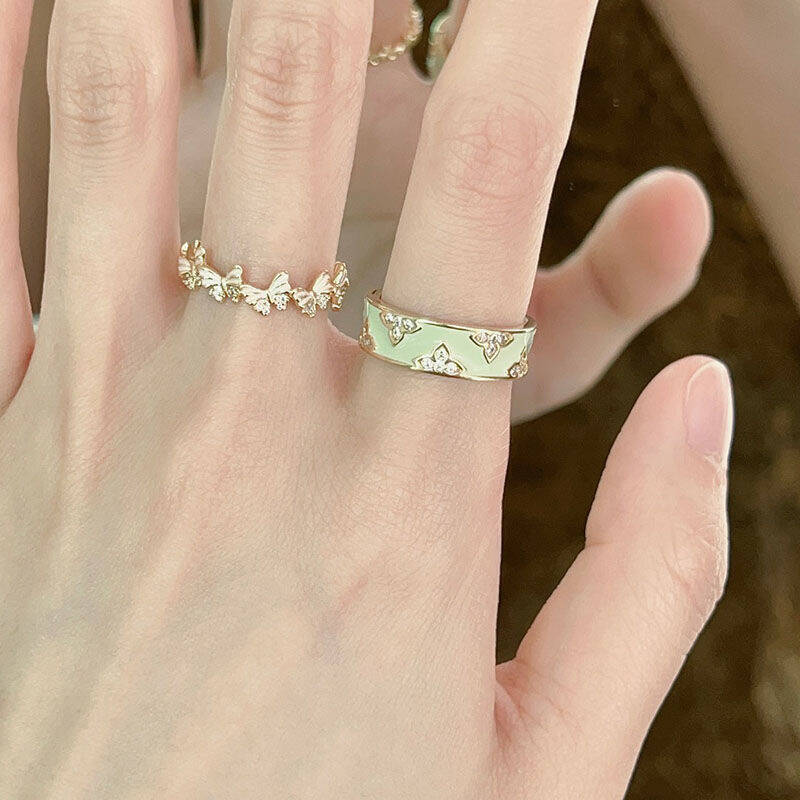 Mint Enamel Clover Ring