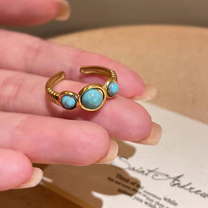 Gold Green Stone Open Ring Set