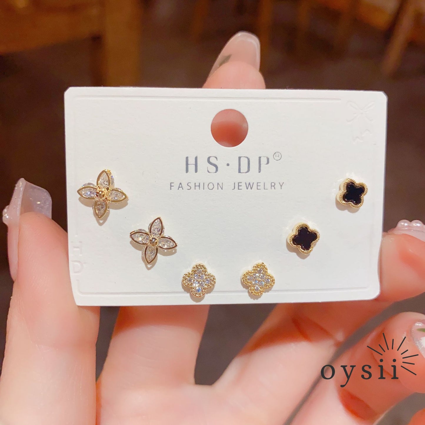 Clover Harmony — Petite Four-Leaf Flower Stud Earrings Set