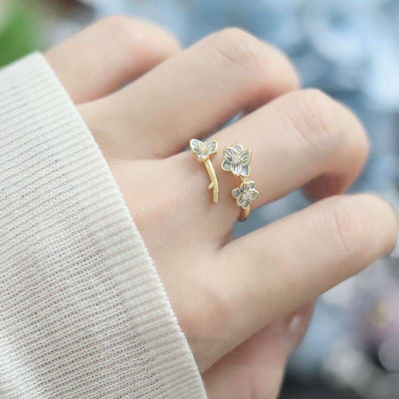 Blue Floral Ring Set