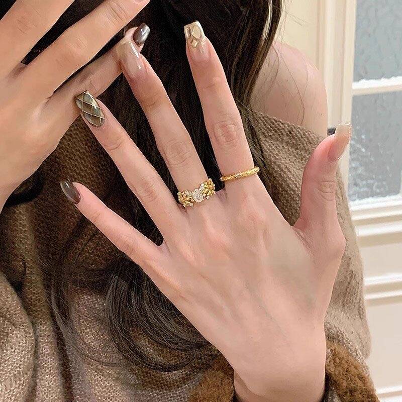 Vintage Gold Zircon Ring
