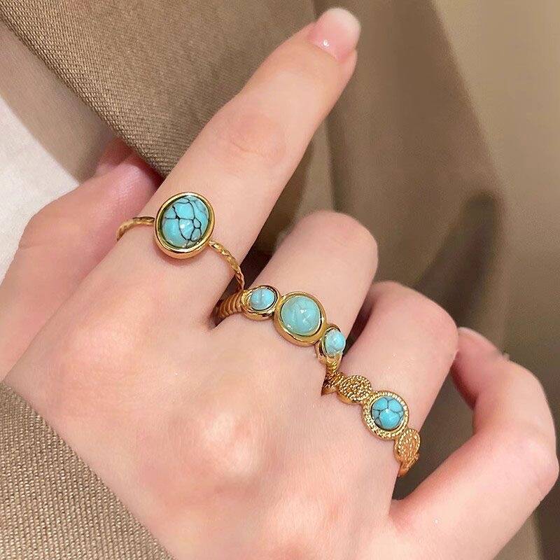 Gold Green Stone Open Ring Set