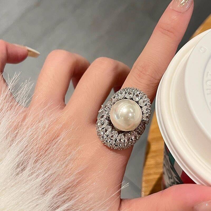 Minimalist Pearl Ring