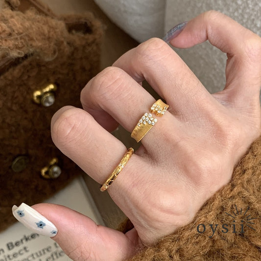 Starlit Veil – Brushed Gold Ring