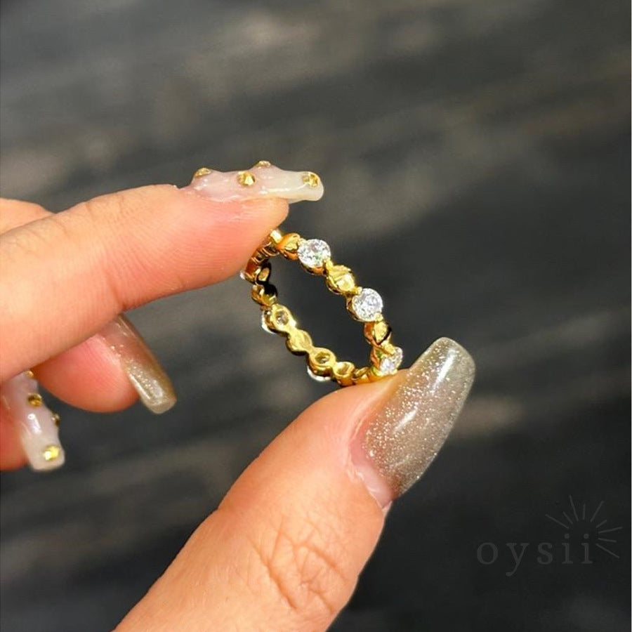 Lumi Orb – French Minimalist Zircon Bead Ring