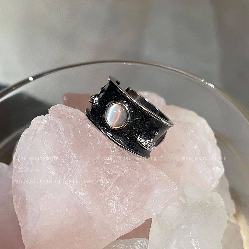 Planet Zircon Ring Set