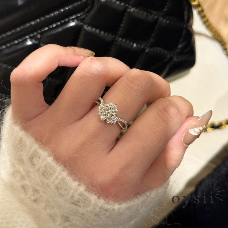 Regal Gleam – Crown Diamond Ring