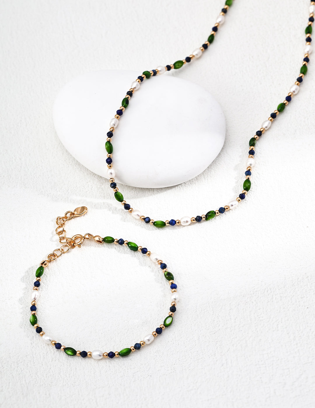 Elegant S925 Silver Rice Pearl Bracelet with Olive Beads and Lapis Lazuli - Timeless Silver Bracelet featuring Rice Pearls, Olive Beads, and Lapis Lazuli for a Sophisticated Look