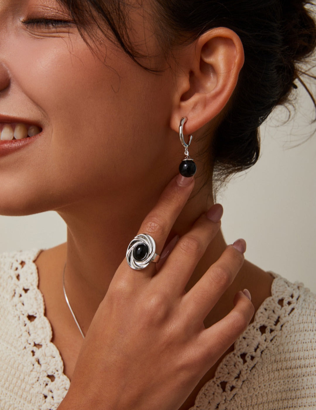 These handcrafted S925 silver stud earrings feature polished black onyx gemstones, offering a sleek and timeless design. Perfect for daily wear or minimalist styling, they add a subtle touch of sophistication to any outfit. Ideal for those who love clean lines and natural stones in artisan-crafted jewelry.