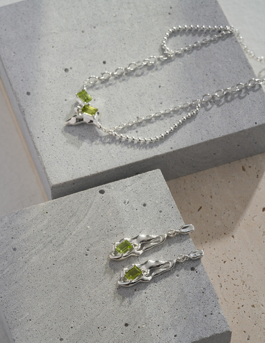 These handcrafted stud earrings feature genuine natural peridot gemstones, offering a fresh green hue that symbolizes renewal and positivity. Designed in a clean, minimalist style, they're perfect for everyday wear or as a thoughtful birthstone gift. Ideal for those who love understated, high-quality gemstone jewelry.