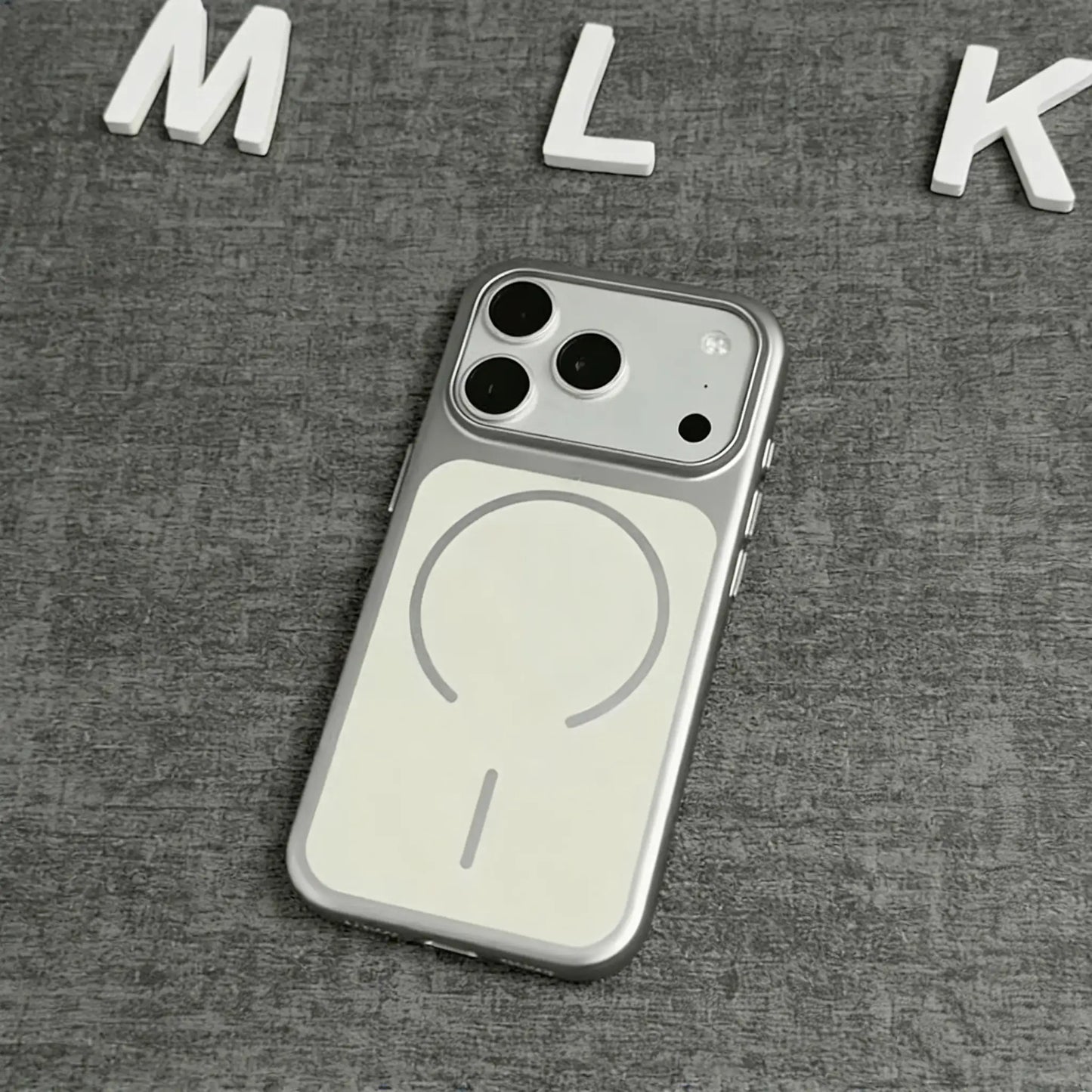 "Transform to 17" Slim Matte Magnetic Case