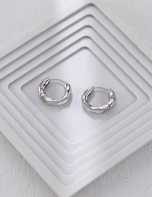 Elegant hammered finish earrings, timeless everyday fashion accessory