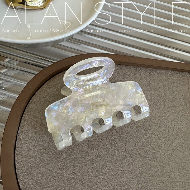 Retro Hollow Square Hair Clip