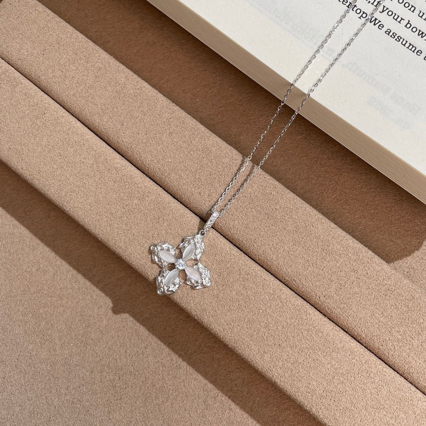 Lucky Clover — S925 Silver Vintage Cross Necklace