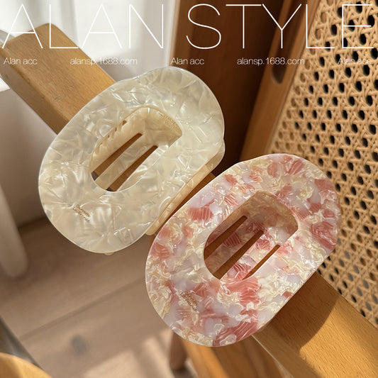 Curved Acetate Round Hair Claw