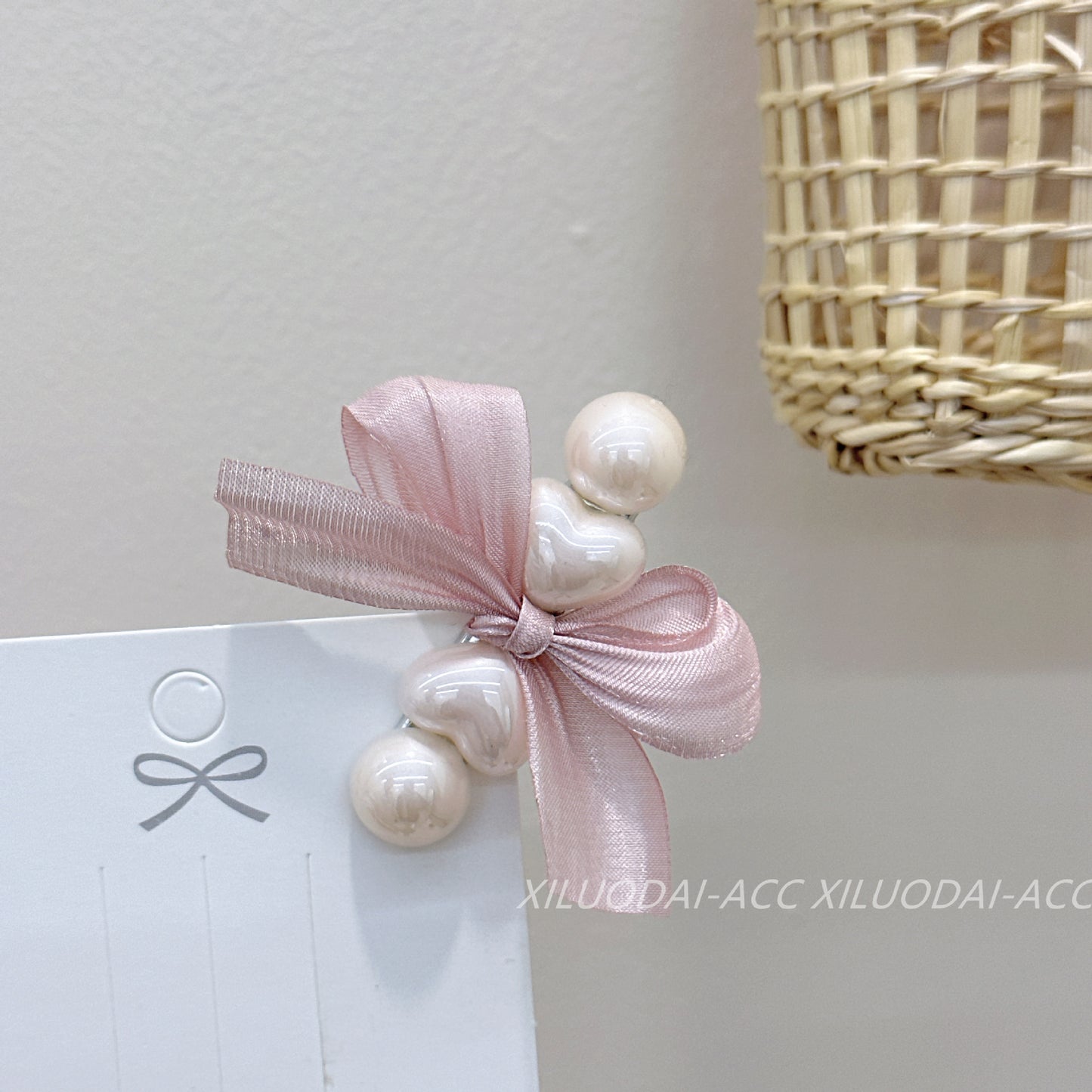 Sweet Pearl Heart Hair Clip