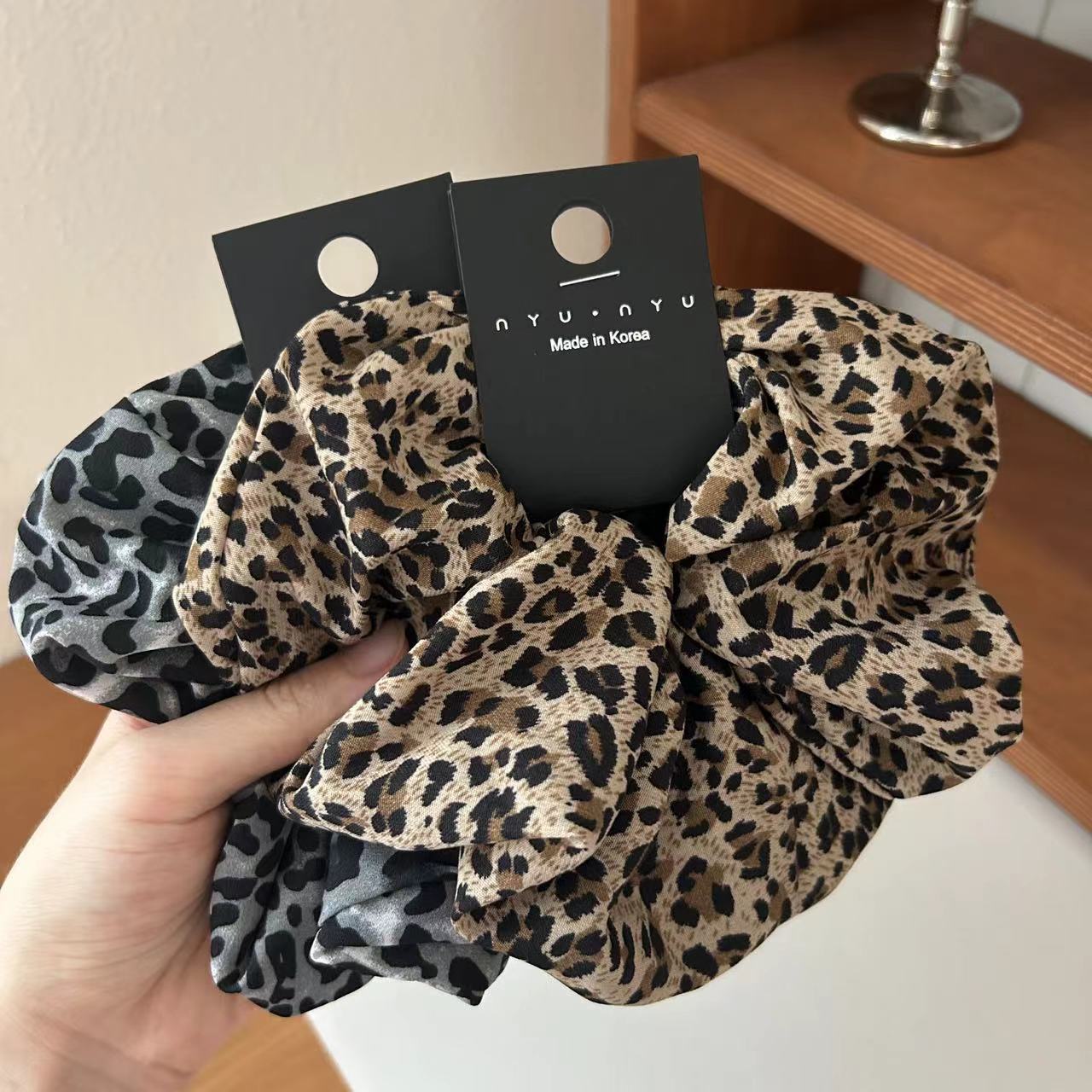 Vintage Leopard Print Scrunchie