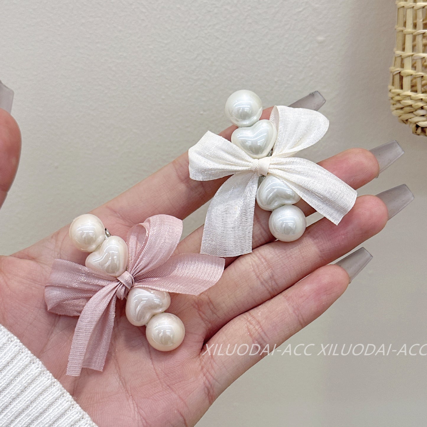 Sweet Pearl Heart Hair Clip