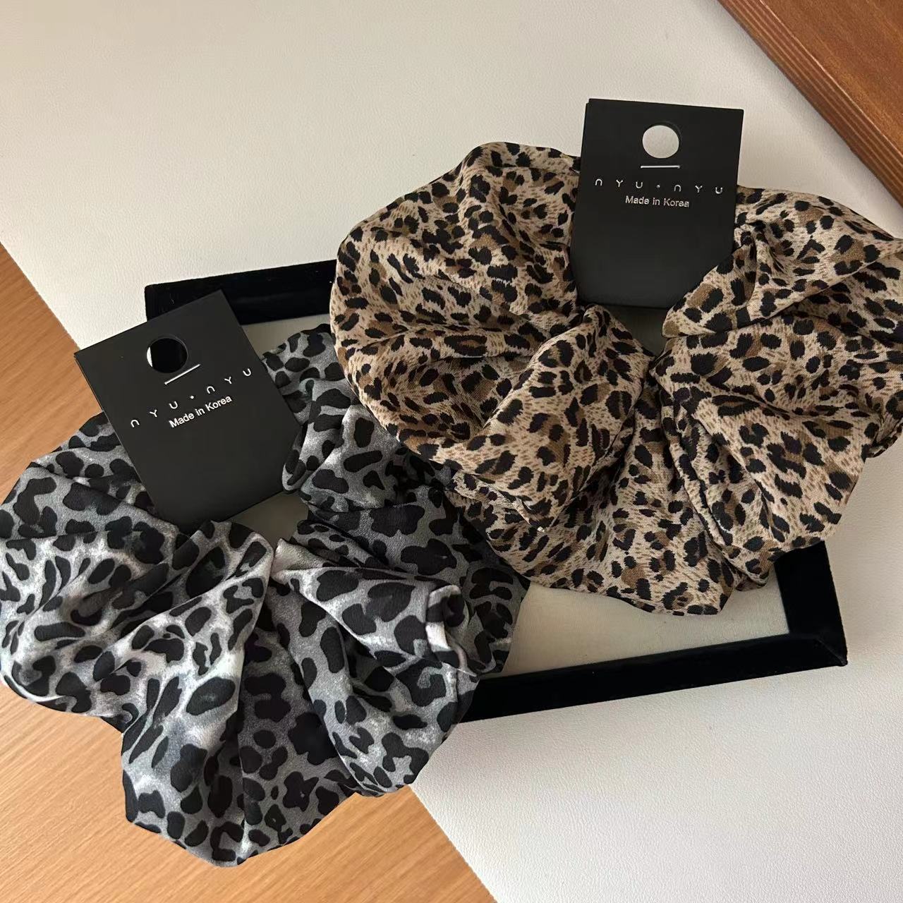 Vintage Leopard Print Scrunchie