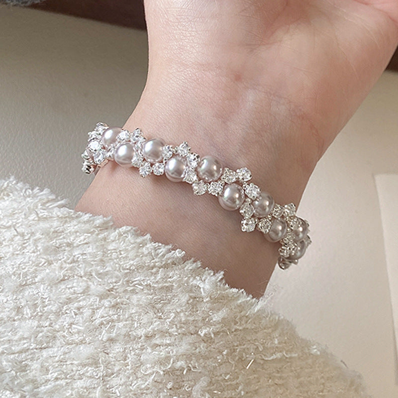 Pearl Glow – Pavé & Manta Pearl Bracelet