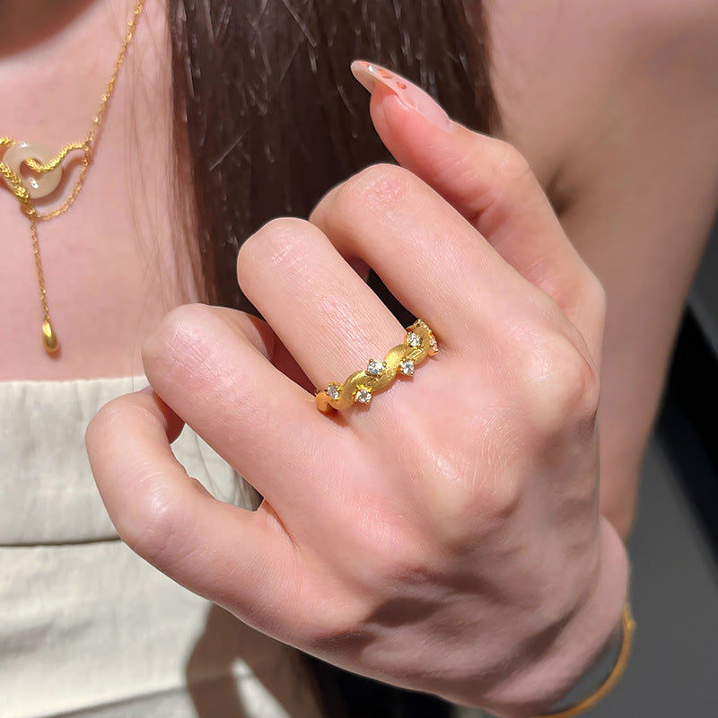 Galaxy Gleam — Sparkling Starry Crystal Fashion Ring