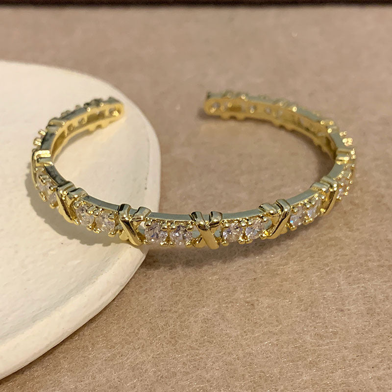 Cold Breath – X Letter Zircon Bracelet