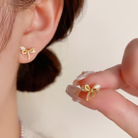 Luna Whiskers — S925 Silver Cat’s Eye Bow Stud Earrings