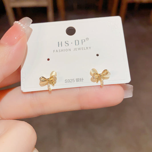 Luna Whiskers — S925 Silver Cat’s Eye Bow Stud Earrings