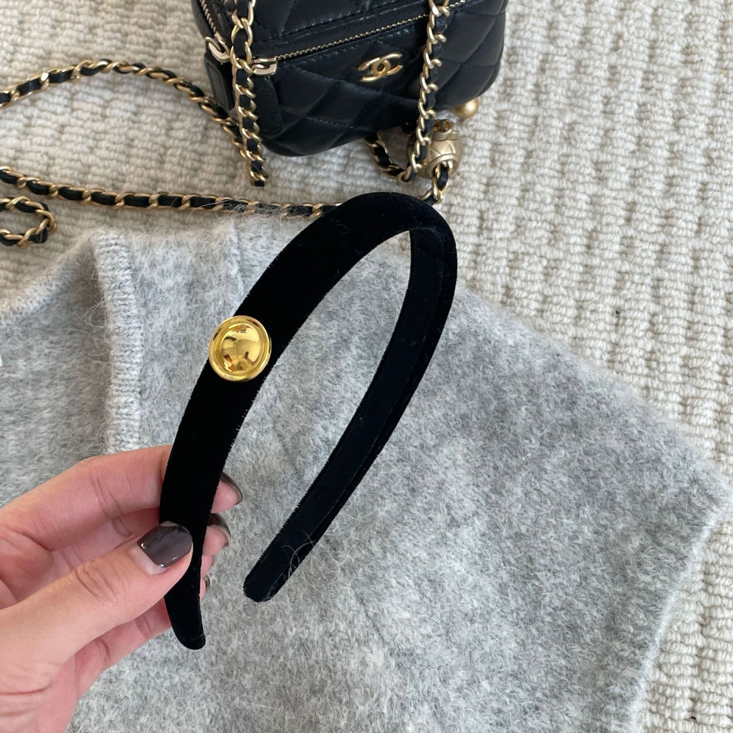 Black Velvet Gold-Label Headband