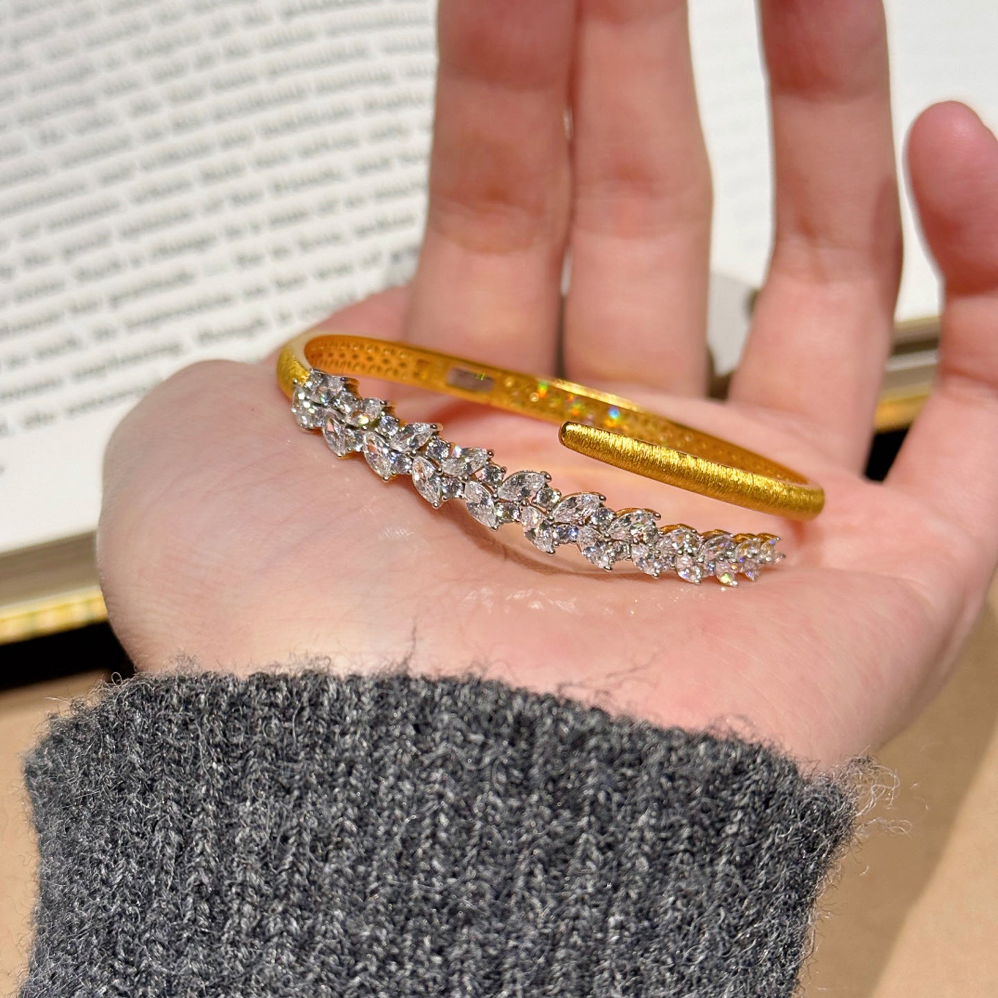 Pavé Leaf Brushed Bangle