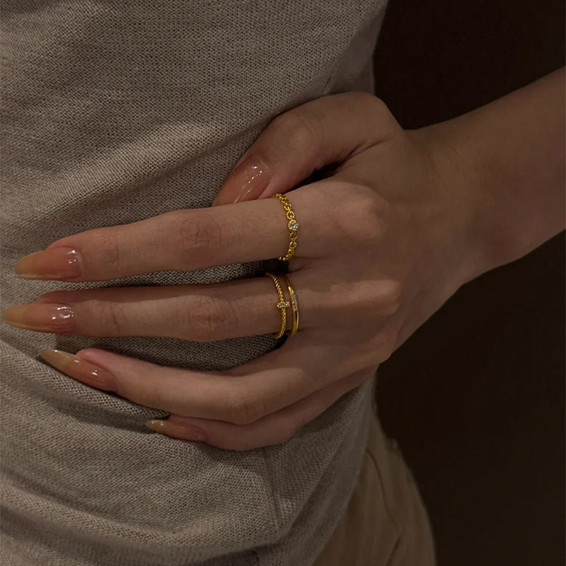 Golden Minimal – Cubic Single Diamond Ring