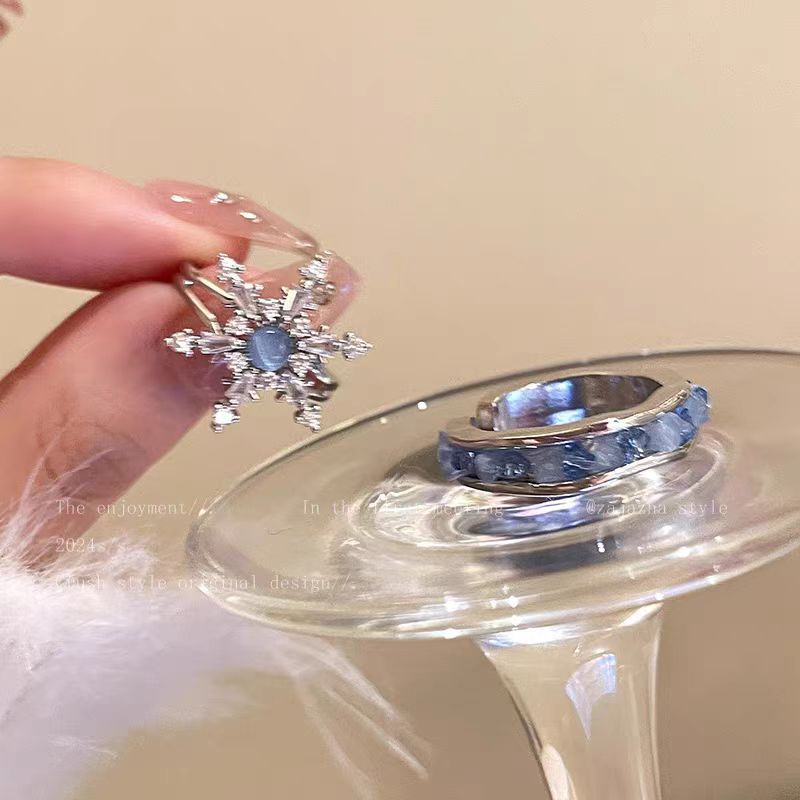 Blue Zircon Snowflake Ring
