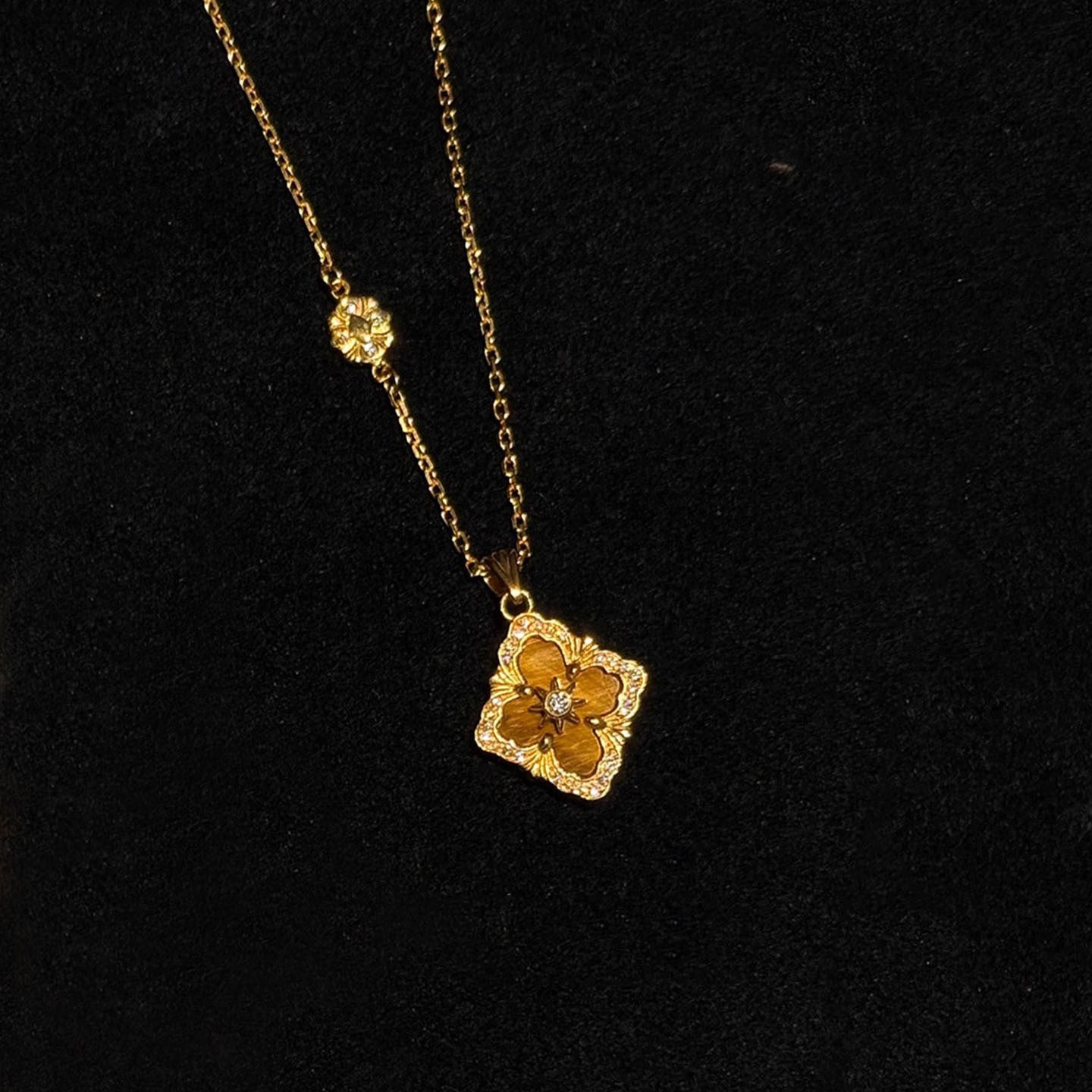 Fortune Clover — Tiger Eye Four-Leaf Clover Pendant Necklace