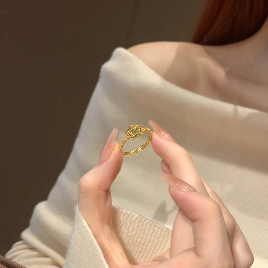 Sparkling Star Index Ring