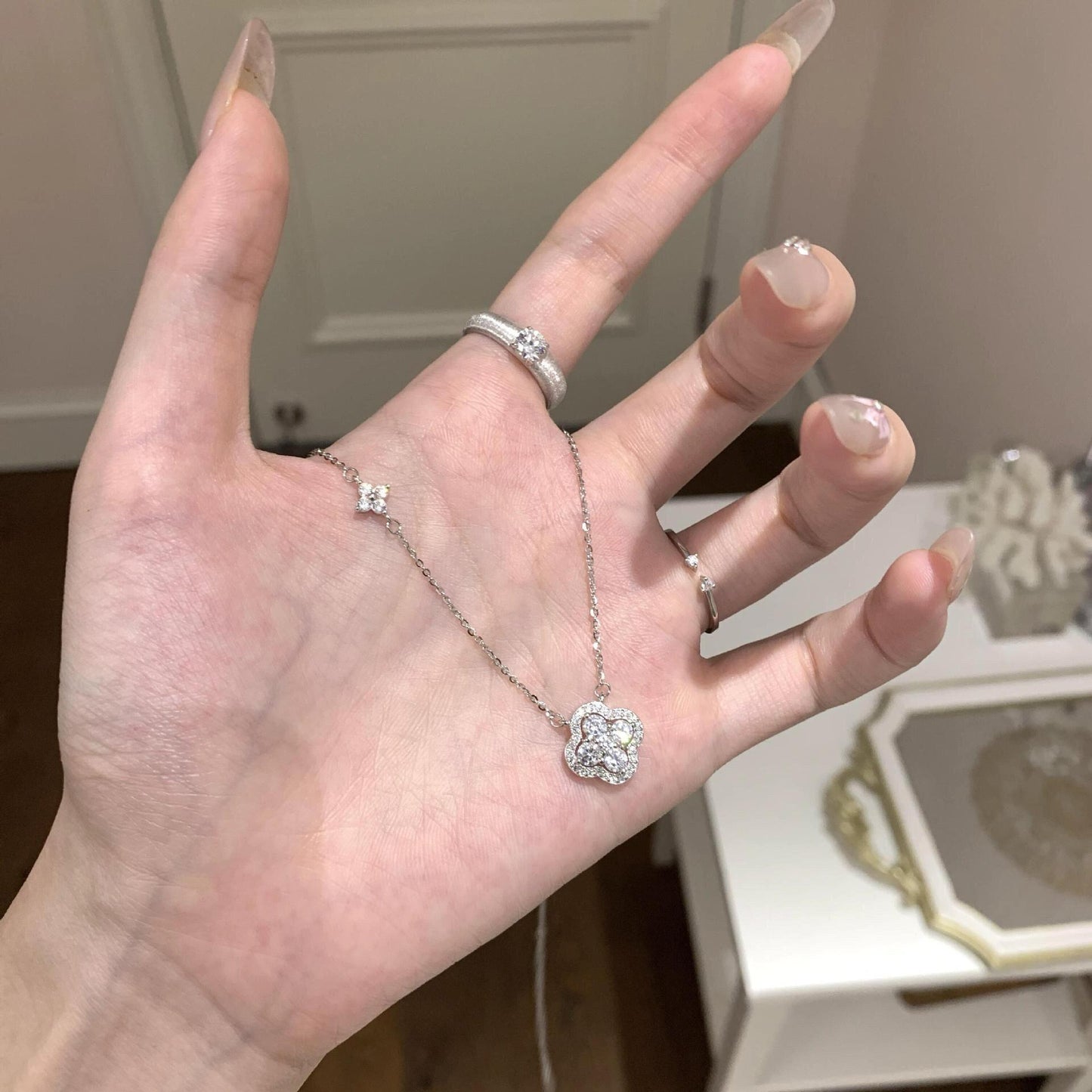 Lucky Spark – S999 Silver Clover Zircon Necklace