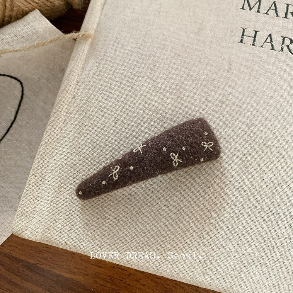 Bow Wool BB Hair Clip