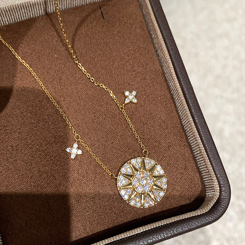 Celestial Compass — Sparkling Eight-Point Star Pendant Necklace