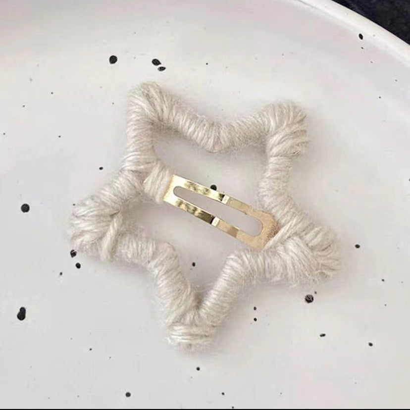 Cozy Star Wool Hair Clip