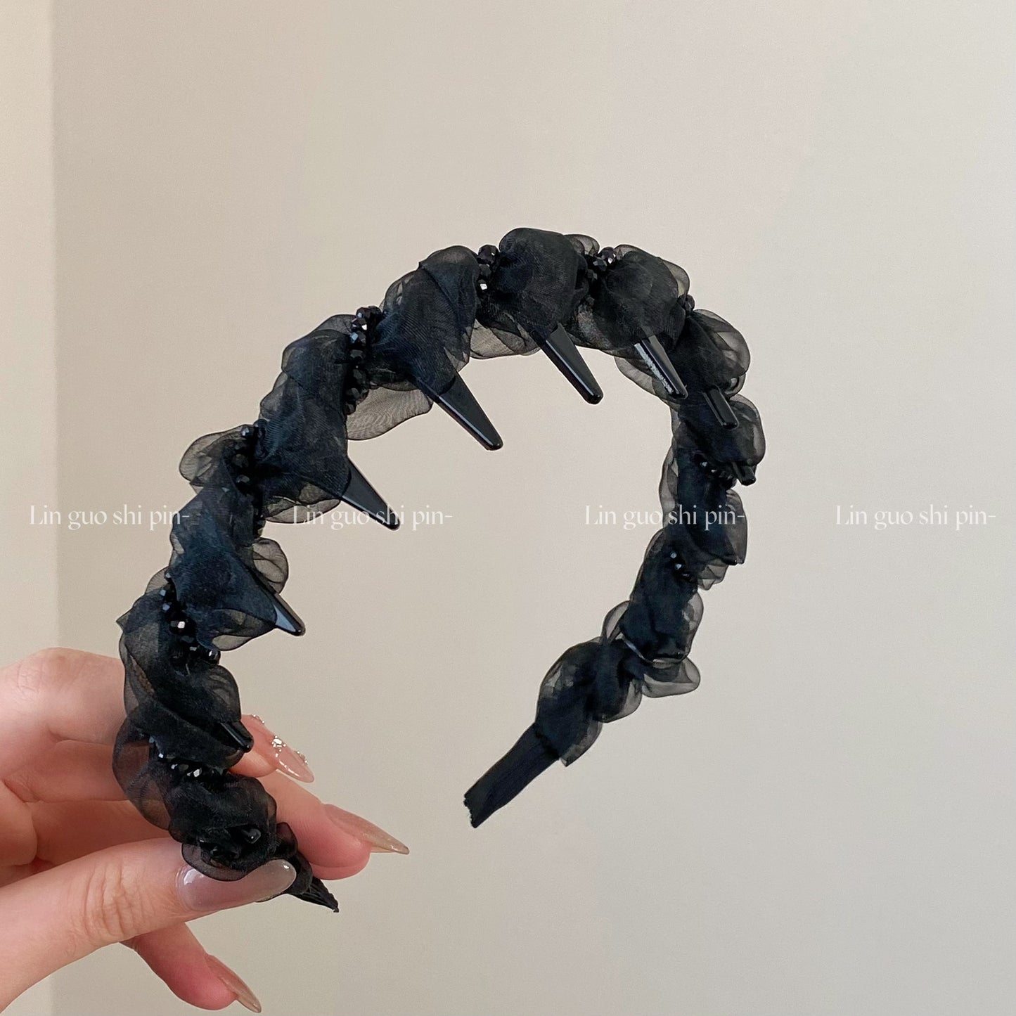 Pearl-Wrapped Mesh High-Top Headband