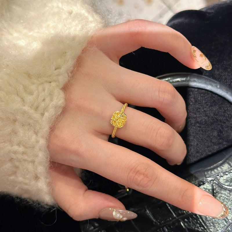 Crystal Frost — Laser-Woven Sparkling Sugar Crystal Ring