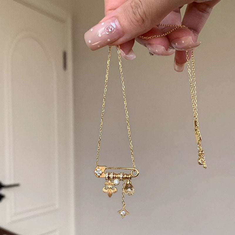 Golden Bloom — Brushed Iris Flower Starry Yellow Pendant Necklace