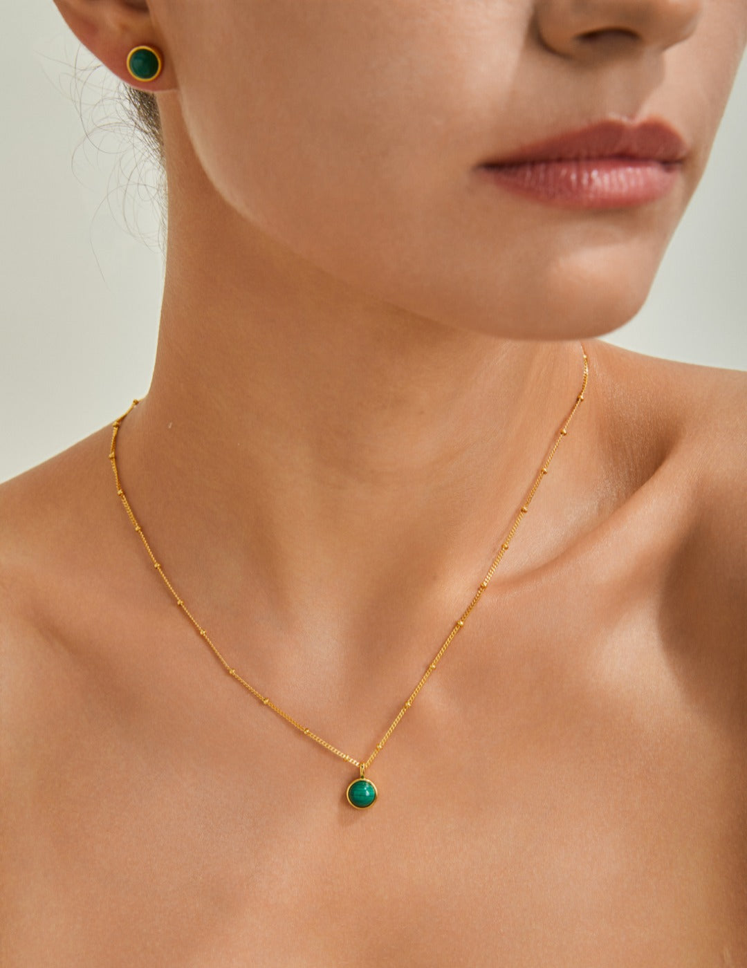 Retro style S925 silver necklace with gold plating, featuring a minimalist vintage design perfect for layering, everyday wear, and elegant boho fashion