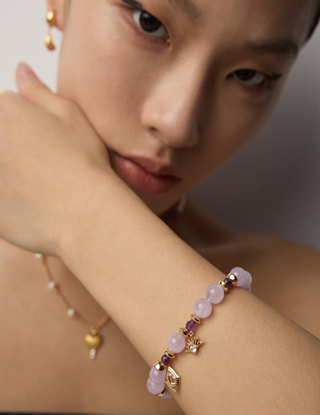 S925 Silver Amethyst Natural Bead and Crystal Zircon Bracelet - Elegant Silver Bracelet with Amethyst Beads and Sparkling Crystal Zircon Stones for a Sophisticated Look